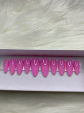 Load image into Gallery viewer, First Love-Press ons