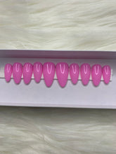 Load image into Gallery viewer, First Love-Press ons