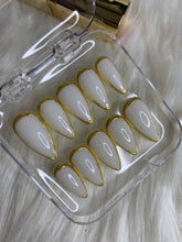 Load image into Gallery viewer, White and Gold-Press ons